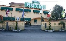 Runa Hotel